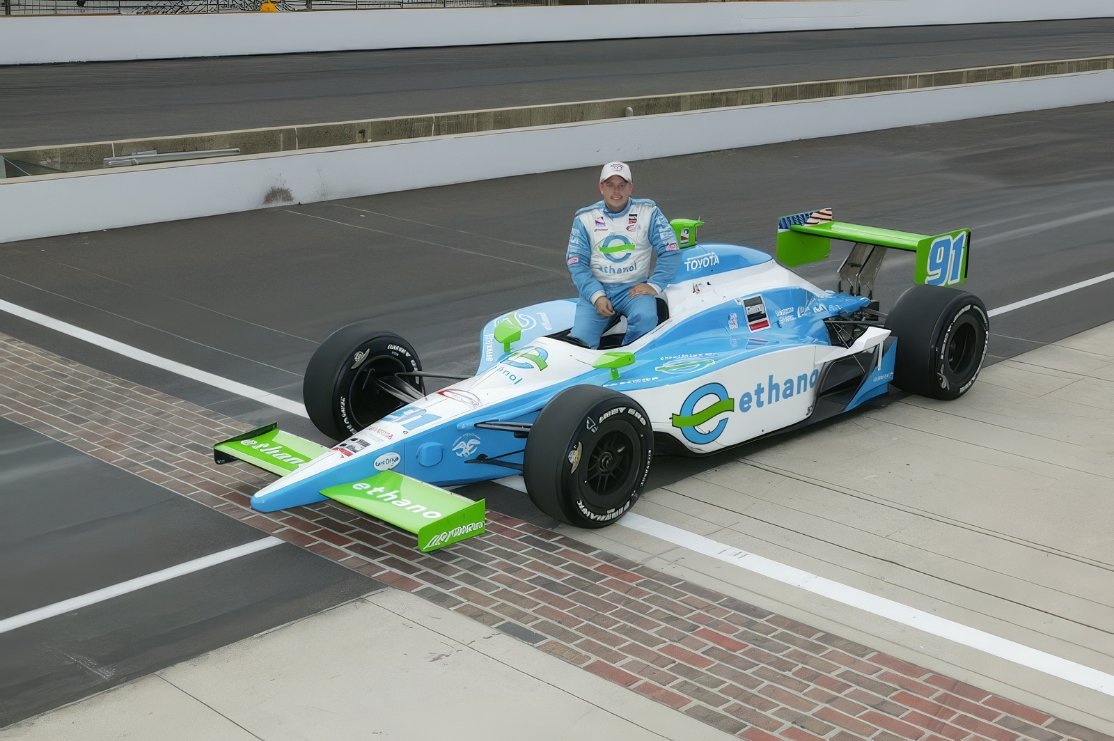 5-time Indy 500 starter Jimmy Kite will pilot one Lux Performance prepared Viper.  Nitro Circus star Andy Bell will pilot the other.